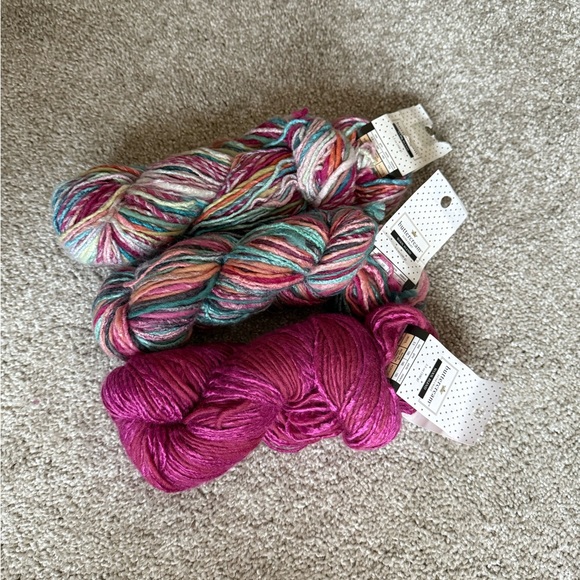 Buttercream Luxe Craft Wool Blend New! Cool twisted colors with slight shine! - Picture 3 of 8